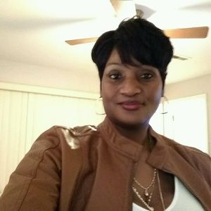 Meet your Posher, Brenda